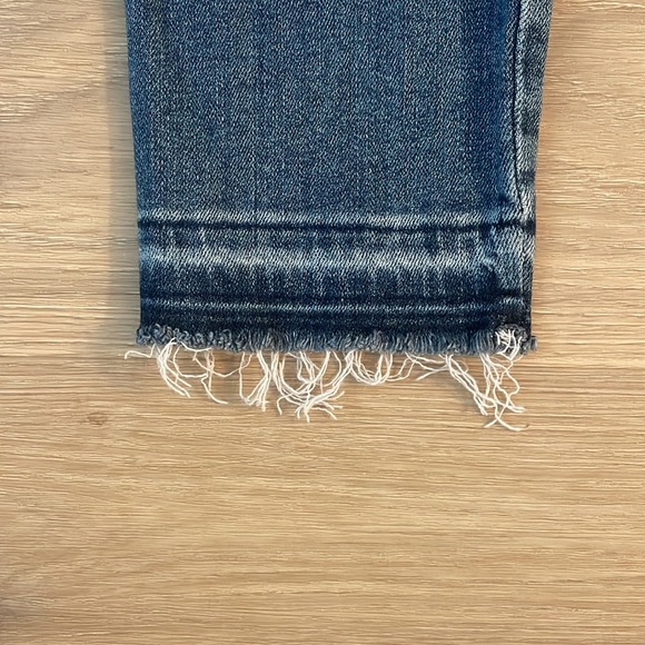 711 Levi’s skinny. Like new. - Picture 4 of 4